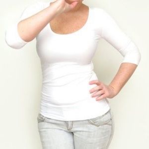 UV resistant white 3/4 sleeve top